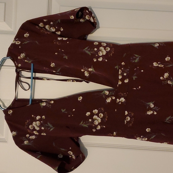 BEAUTIFUL SADIE AND SAGE ROMPER 💕 - Picture 3 of 10